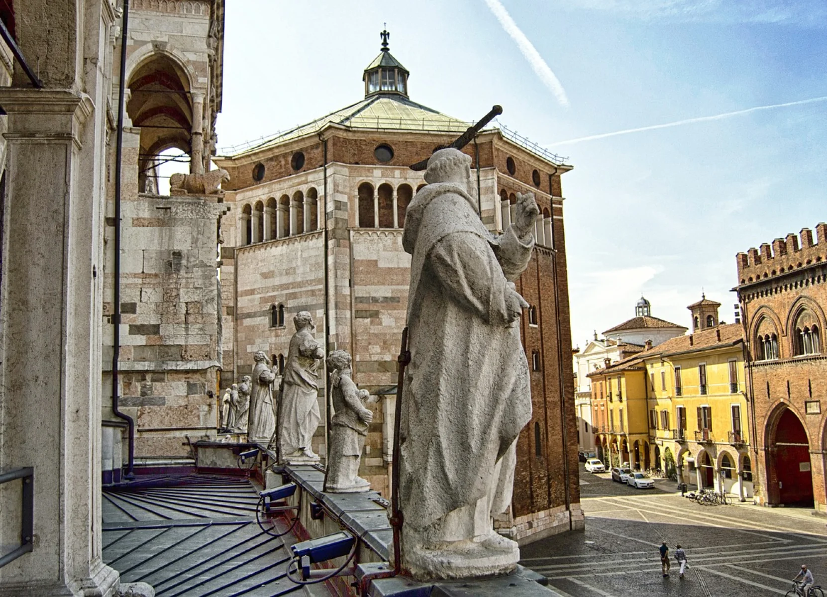 cremona-1602304_1280.jpg